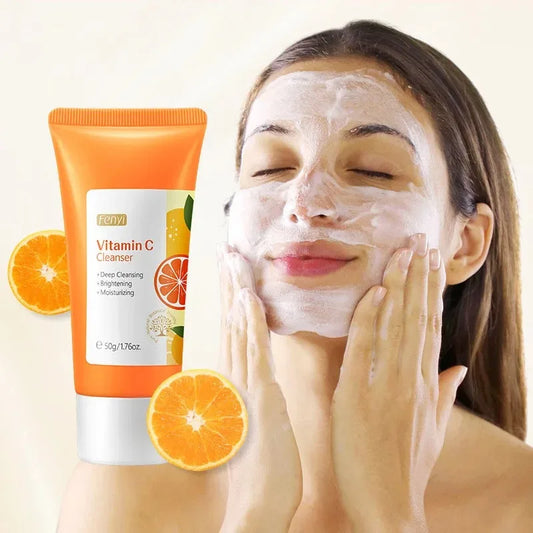 Mousse nettoyante profonde – Éclat & Hydratation
